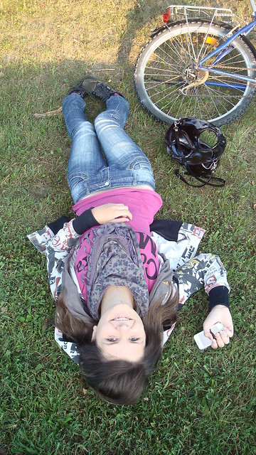 Love me, hate me ;**