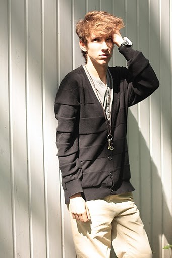 model;D