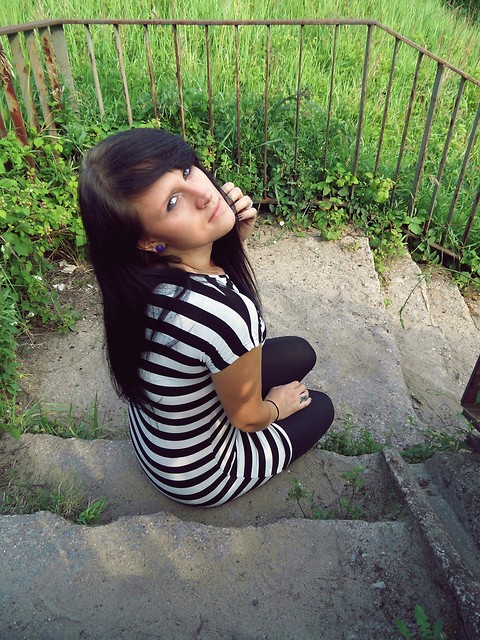 ;*