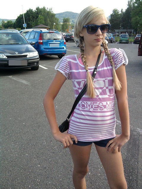 Meee..;]