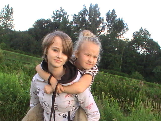 Nad stawem :* 