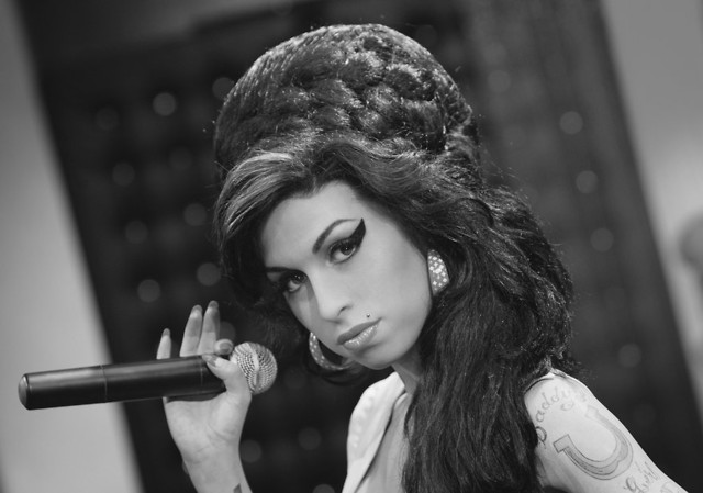 Amy  winehouse . < 3