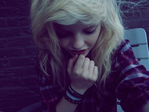 trzy.