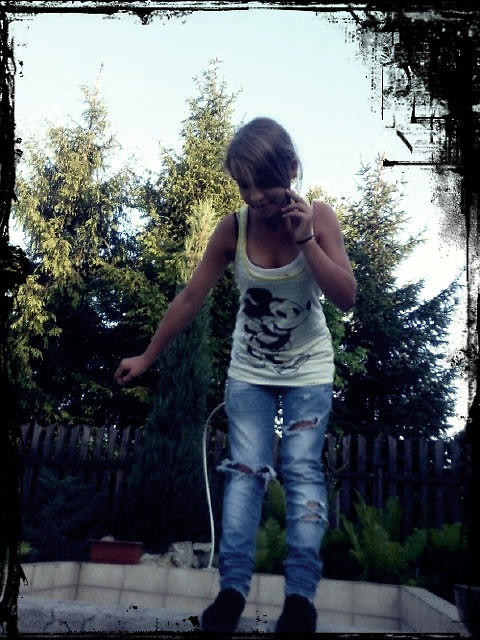 Jaaa  .;*