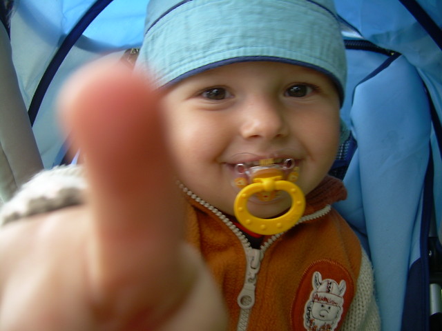 Tomaszek :***