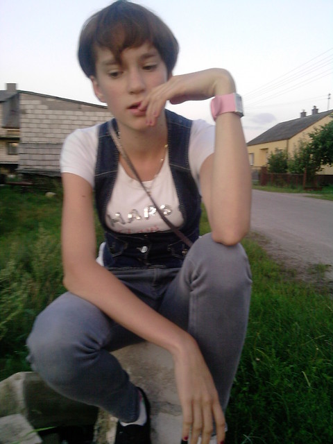 TROCH SMUTNE...