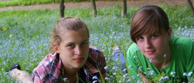 Don't Worry, Be Happy .. ; )) !!