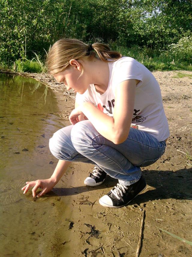 ;*