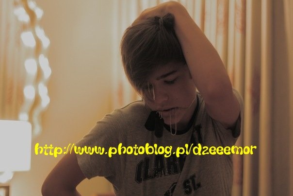 Sesja . ;3 