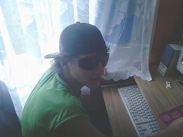 WTF ?:d