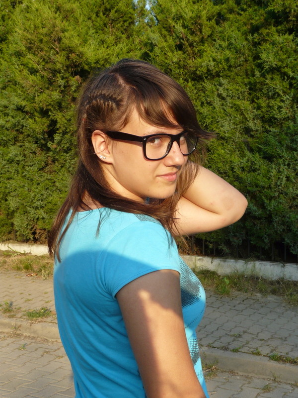 Okularki < 33