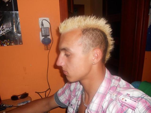 wakacyjna fryzura:))