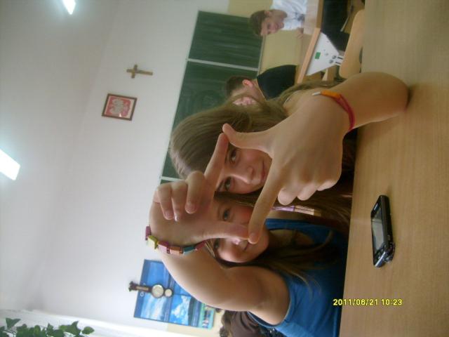 Mooojjee . ! ;  **