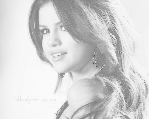 Selena 