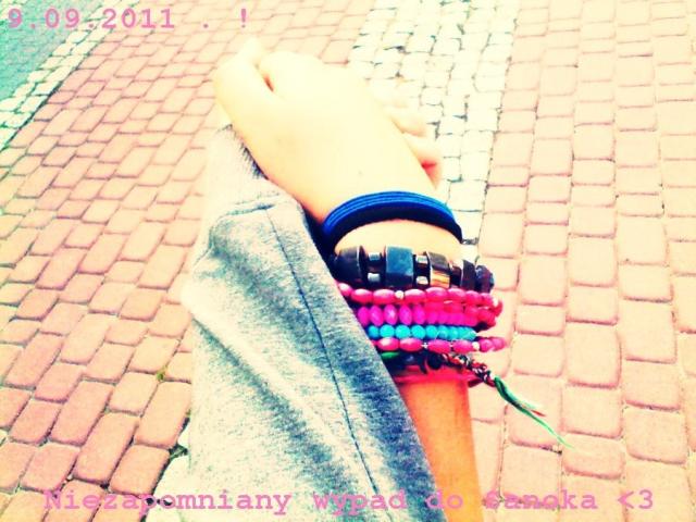 Sanook ; *