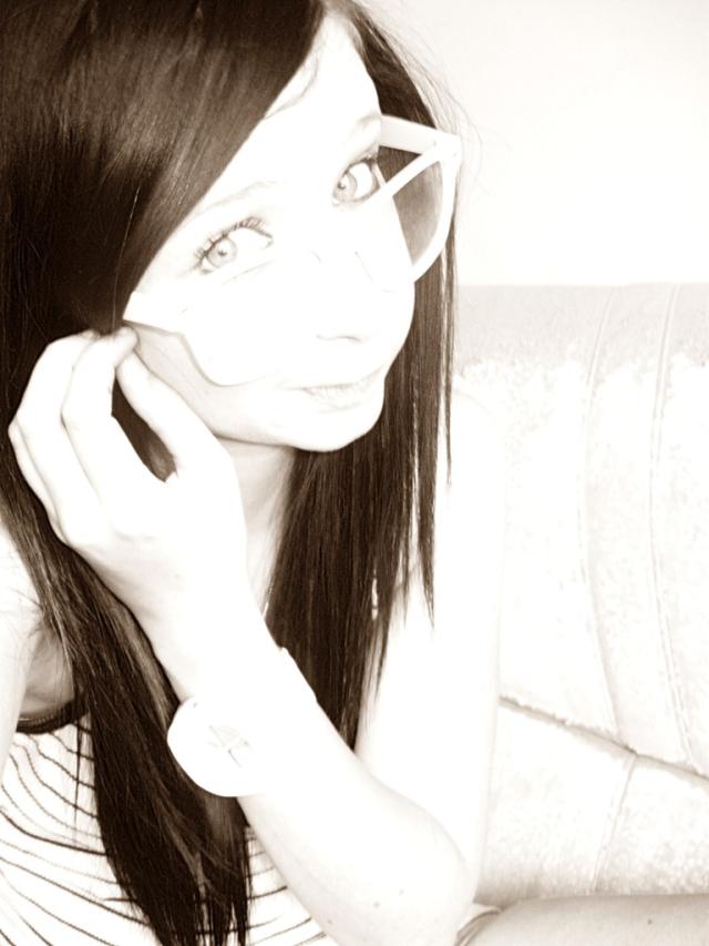 osieem < 3 ; **