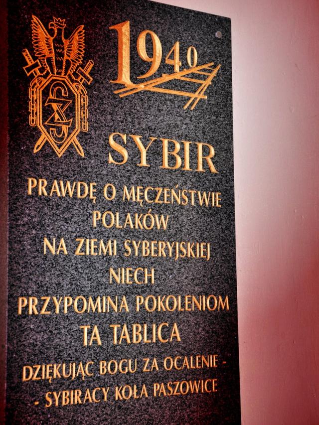 KU CHWALE WYSIEDLONYM