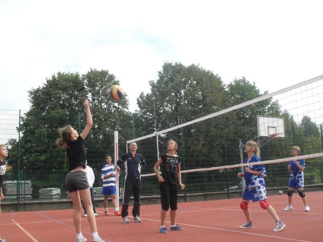 I < 3 Volleyball .