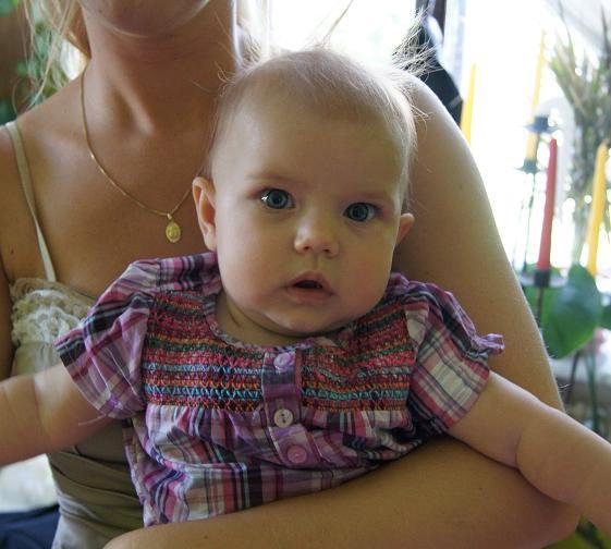 Emilkaaa;**