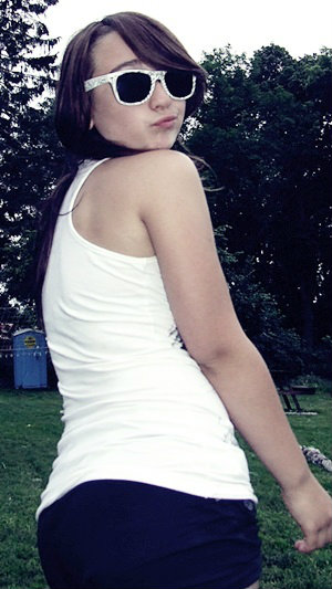 eat me < 3 . 
