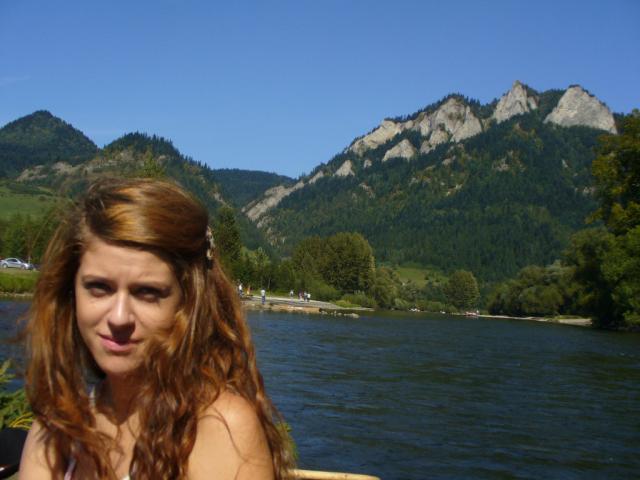 trzy koronki