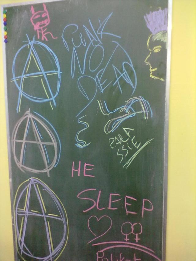 ha ha Anarchia na angolu xd