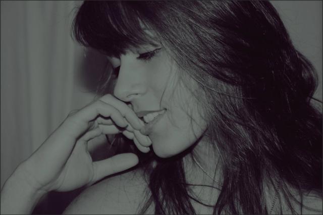 pull the hand (...)