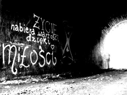 Spadasz na d.
