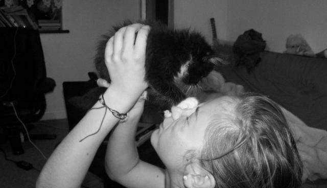 isza!;*