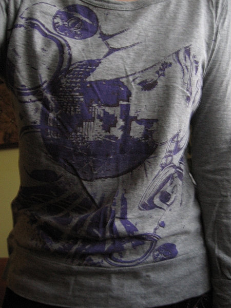szara bluzka z nadrukiem, L/XL