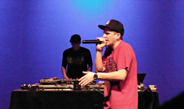 W.E.N.A  & Dj. IKE