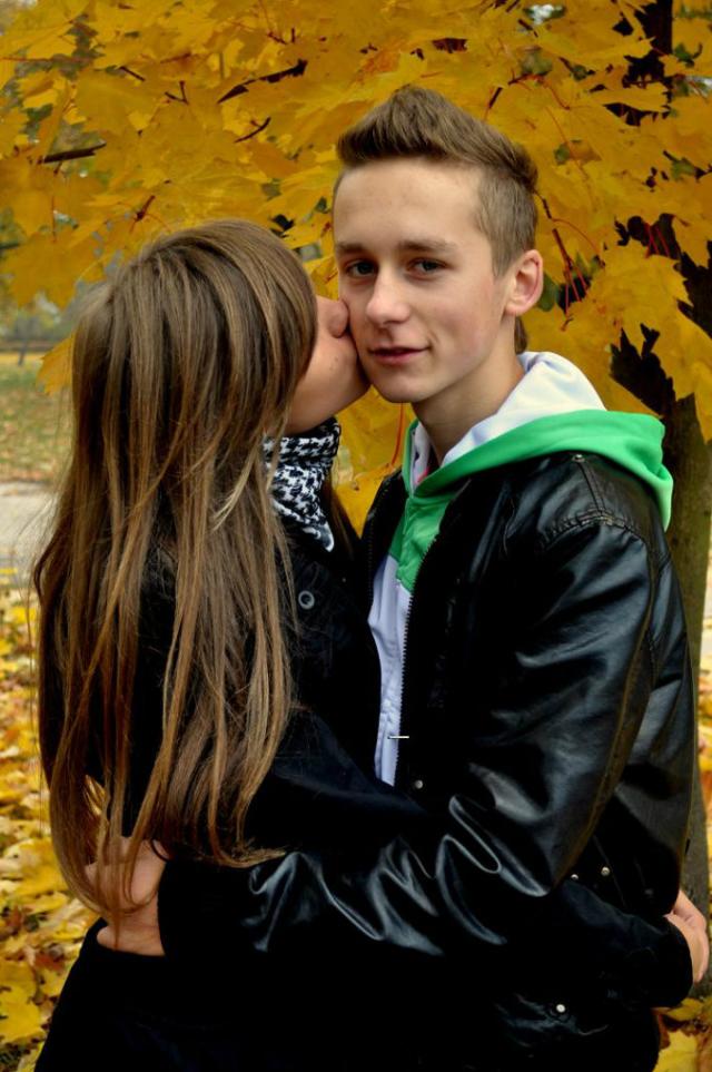 Zamek:*