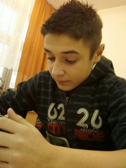 ;P O tak o (: