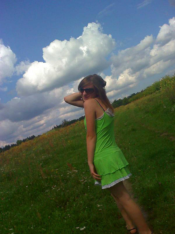 `1o :] ;DD;