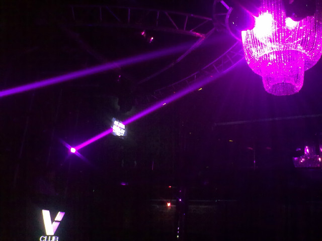 V CLUB