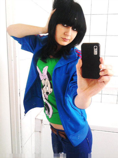 Aaa. Kuku ' 