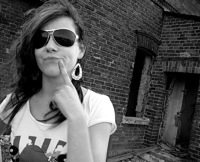 e niby pustak.