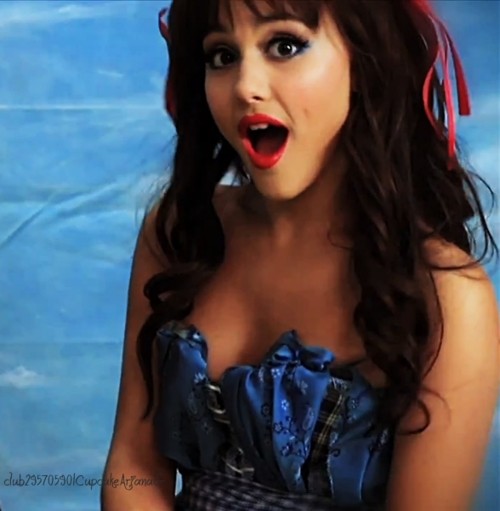 Ari ;)