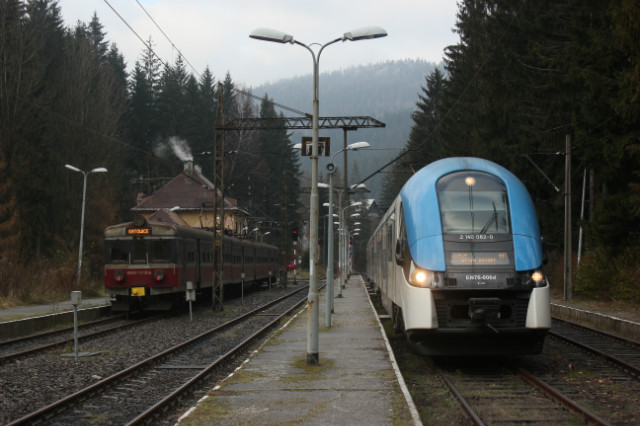 EN76-006