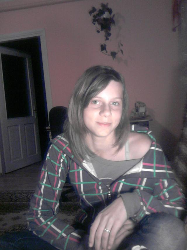 rozpromieniona;)
