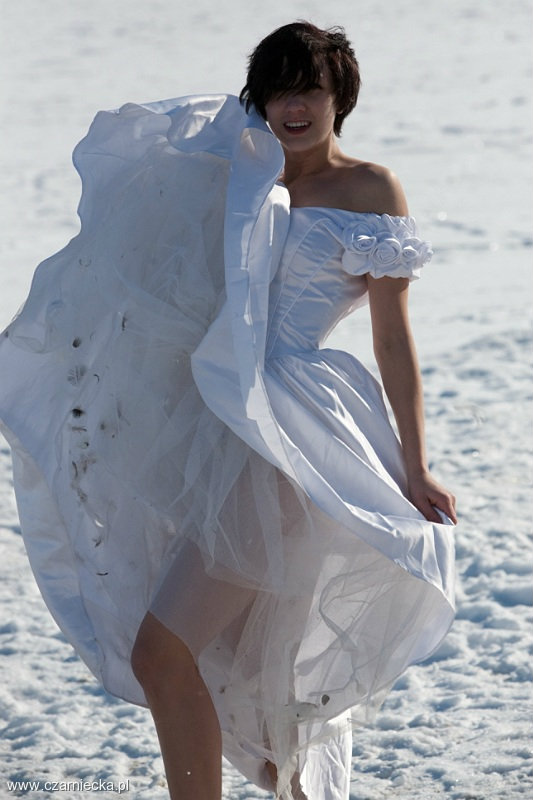lady in white.