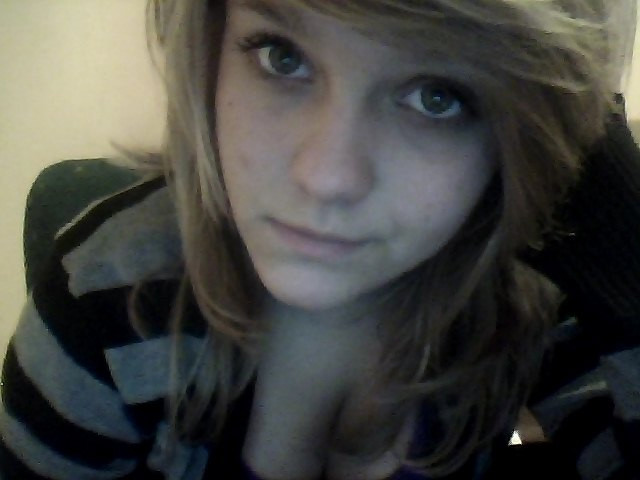 8. / slit wlamik ;**