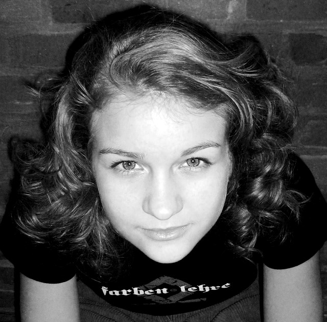 b&w