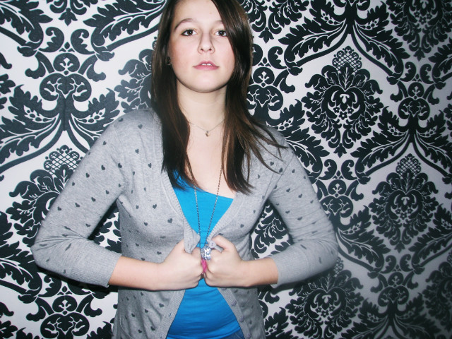 z karolin < 3 