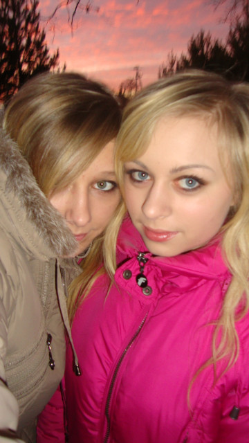Z Siostr .;*