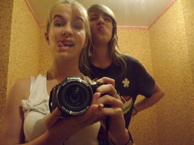 Z Klaudia ; *