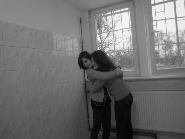 Zasypiaam . ;