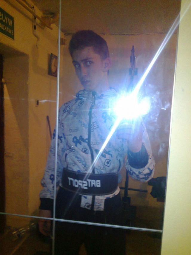 Zdj Na siowni Z korbolem xD 
