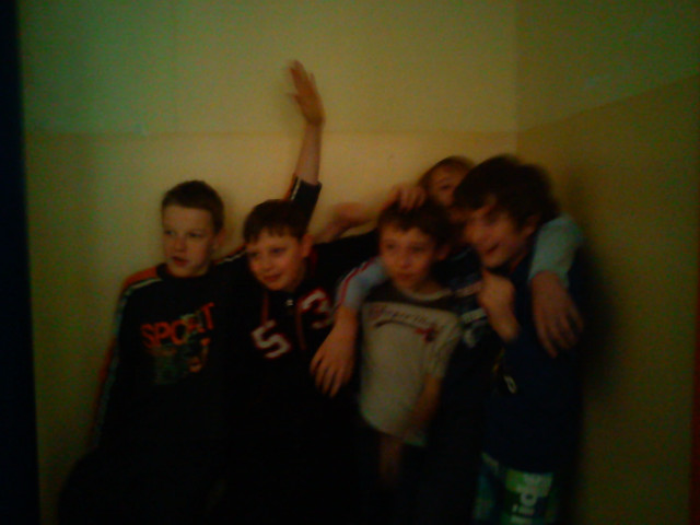 Jaja w budzie ;d