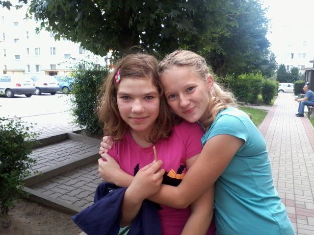 z Kini ;**